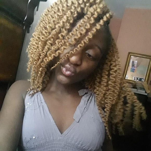 Meet your Posher, Sydney - Picture 2 of 3